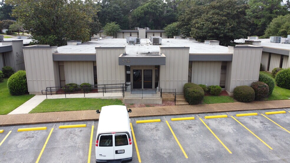 More Photos Of 574 Azalea Rd, Mobile Unknown For Lease