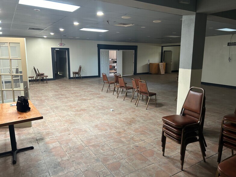 More Photos Of 7821 Old Beach Rd, Frederica Storefront For Lease