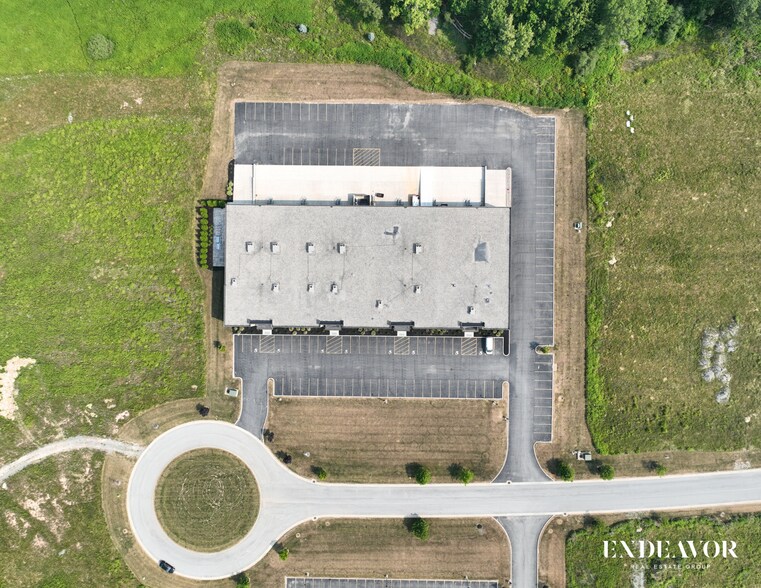 More Photos Of 7910 Lehigh Crossing, Victor Showroom For Sale