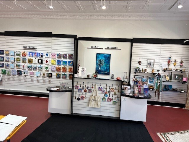 More Photos Of 148 S Moore St, Sanford Restaurant For Lease