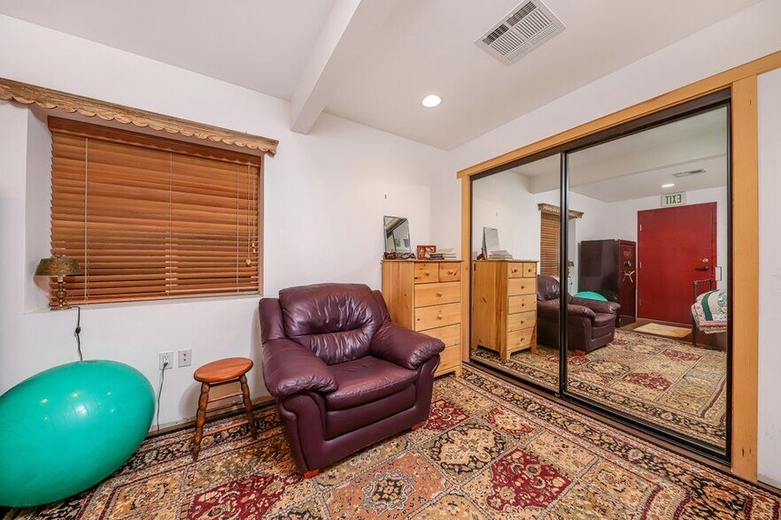 More Photos Of 3212 Mt Pinos Way, Frazier Park Light Manufacturing For Sale