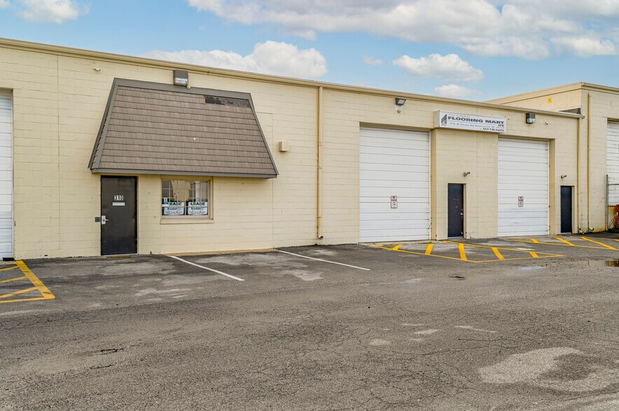 More Photos Of 308-314 W Basin Rd, New Castle Light Distribution For Lease