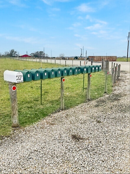 More Photos Of 22014 State Highway 35 S, Palacios Trailer Camper Park For Sale