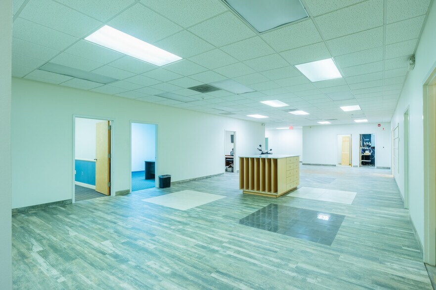 More Photos Of 663 Pennsylvania Ave, Elizabeth Warehouse For Lease