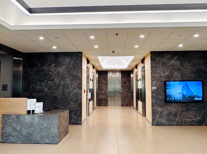 More Photos Of 13430 Northwest Fwy, Houston Office For Lease