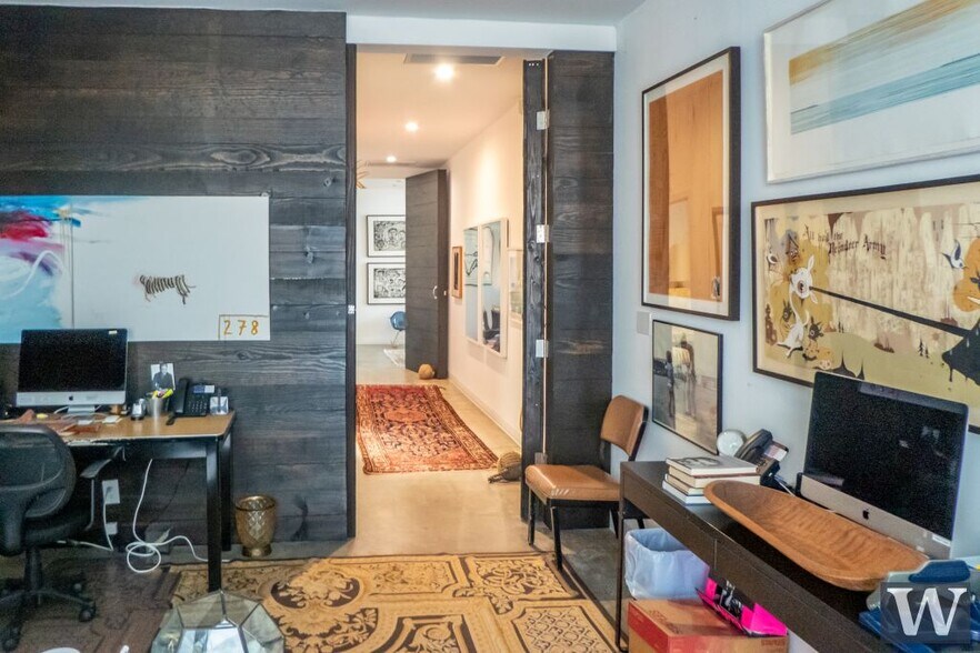 More Photos Of 2656 S La Cienega Blvd, Los Angeles Showroom For Lease