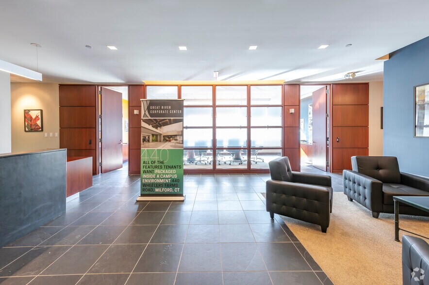 More Photos Of 440 Wheelers Farms Rd, Milford Office For Lease