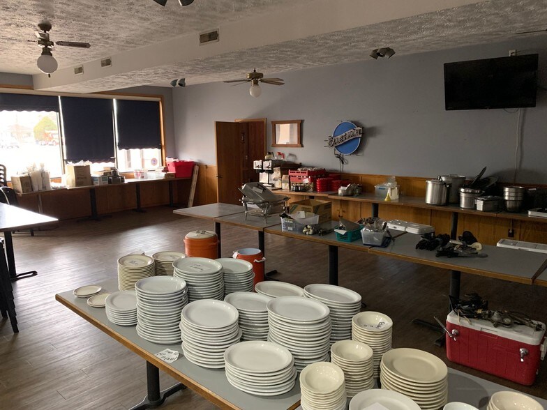 More Photos Of 121 W 1st St, Hershey Restaurant For Sale