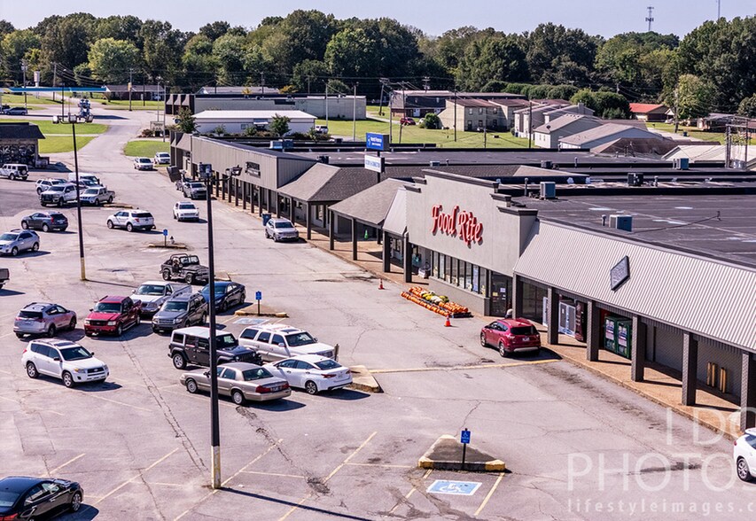 More Photos Of 2038 US Highway 45 Byp, Trenton General Retail For Sale