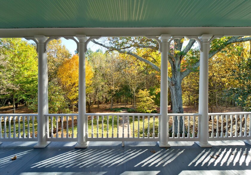 More Photos Of 294 Freshwater Cove Ln, Lovingston Hospitality For Sale