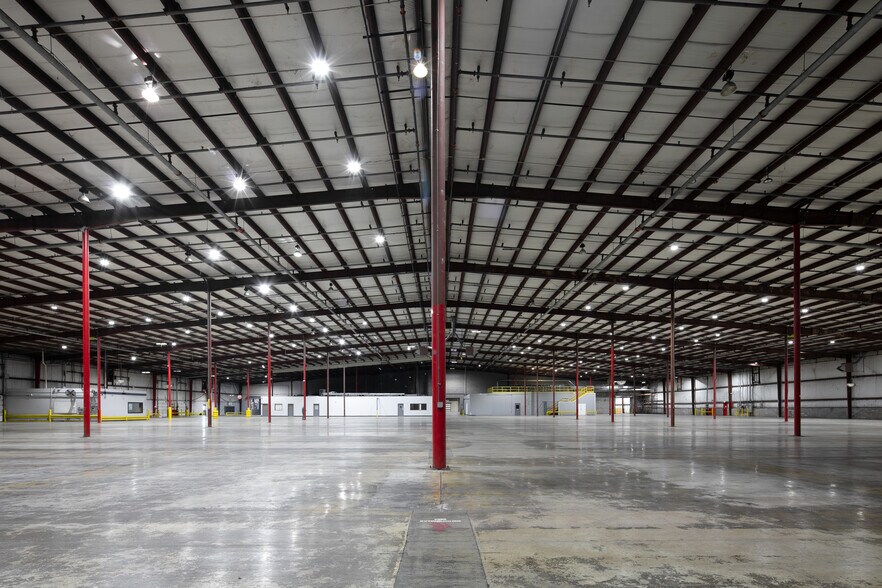 More Photos Of 108 Summer Ct, Georgetown Warehouse For Lease