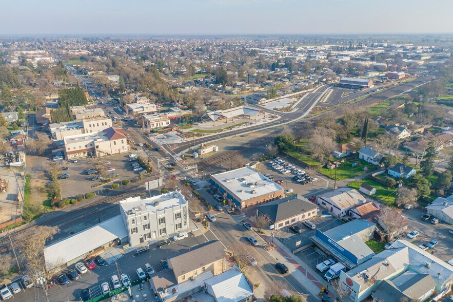 More Photos Of 9699 Railroad St, Elk Grove Restaurant For Lease