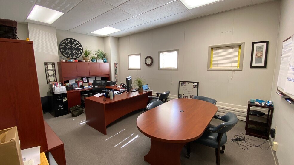More Photos Of 309 S Main St, Phillipsburg Office For Sale
