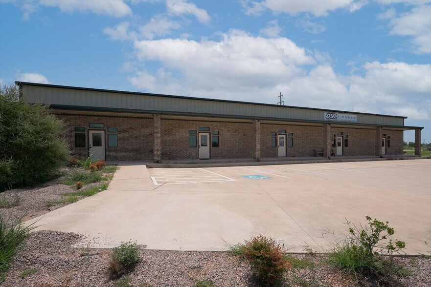 More Photos Of 5796 E Highway 114, Haslet Storefront Retail Office For Lease