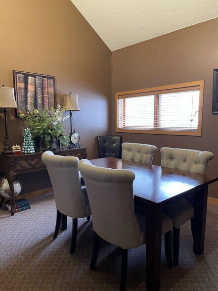 More Photos Of 228-246 Waterfall Dr, Elkhart Loft Creative Space For Sale