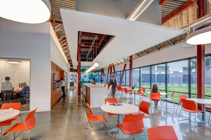 More Photos Of 1015 39th Ave SE, Puyallup Unknown For Lease