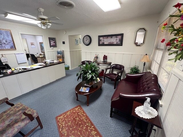 More Photos Of 907 S Main St, Copperas Cove Office For Sale