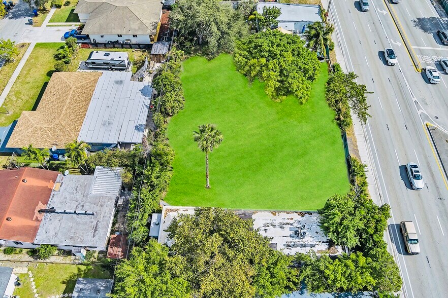 More Photos Of 5337-5401 Pembroke Rd, Hollywood Office Residential For Sale