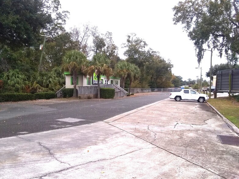 More Photos Of 3875 Wallin St, Savannah Freestanding For Lease