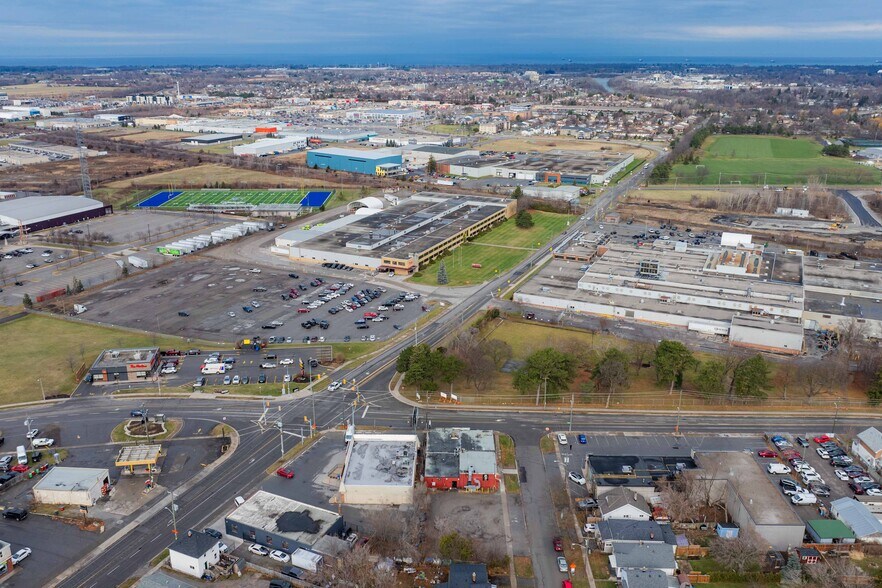 More Photos Of 231 St Paul St W, St Catharines General Retail For Sale