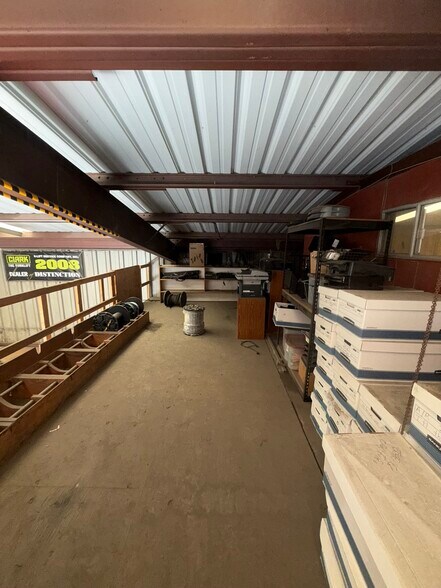 More Photos Of 1360-1366 Burton Ave, Salinas Warehouse For Sale