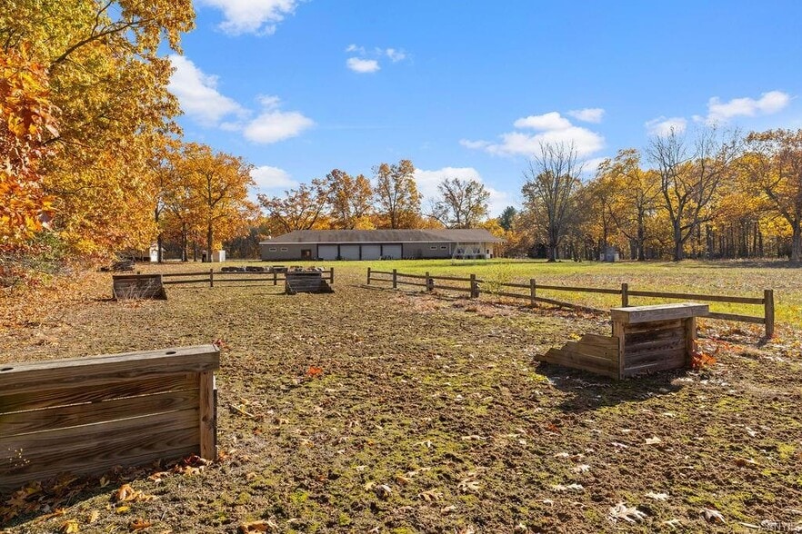 More Photos Of 52 Nestle Dr, Fulton Lodge Meeting Hall For Sale