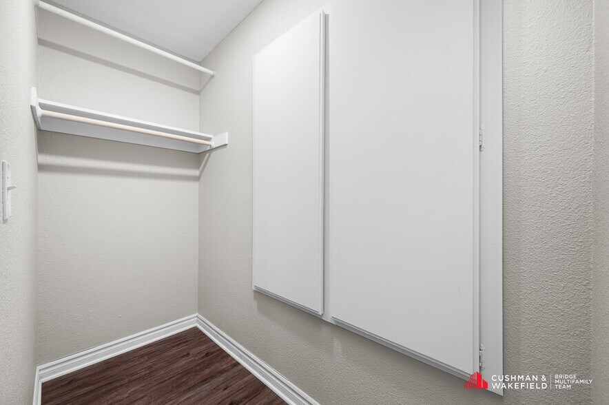 More Photos Of 16972 Lynn Ln, Huntington Beach Apartments For Sale