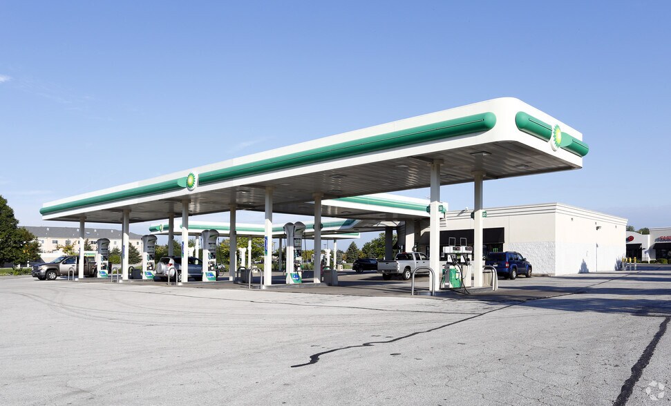 More Photos Of 423-491 W Dussel Dr, Maumee Unknown For Lease