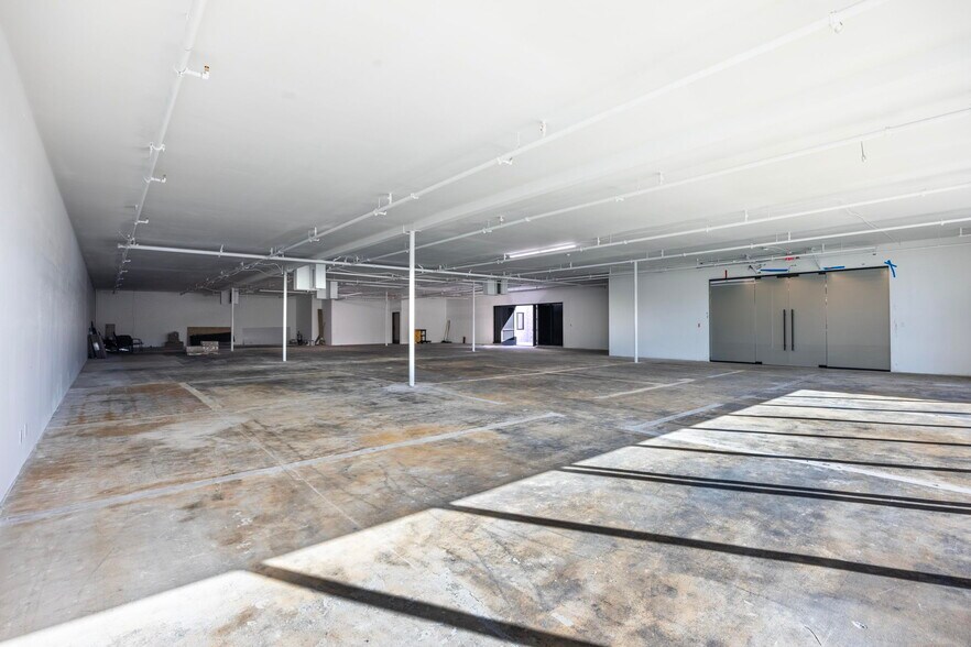 More Photos Of 333 S 6th St, Las Vegas Coworking Space