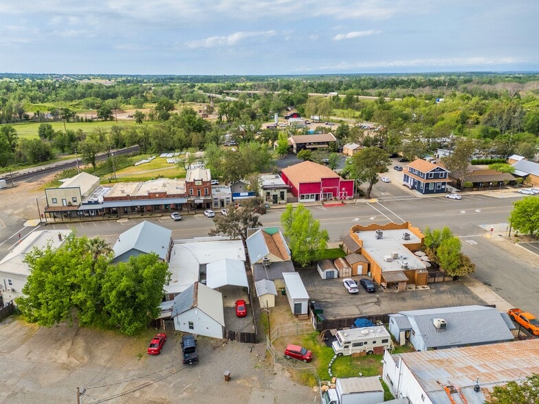 More Photos Of 20832 Front St, Cottonwood General Retail For Sale