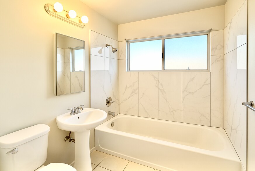 More Photos Of 1728 Curtis St, Berkeley Apartments For Sale