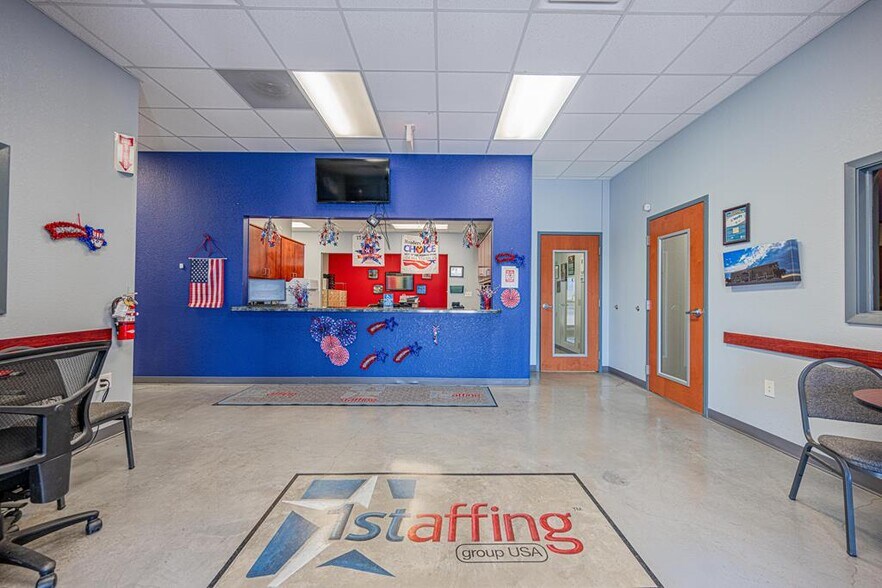 More Photos Of 650 S John Ben Shepperd Pky, Odessa Office For Sale