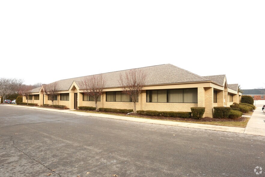 More Photos Of 35150 Nankin Blvd, Westland Office For Lease