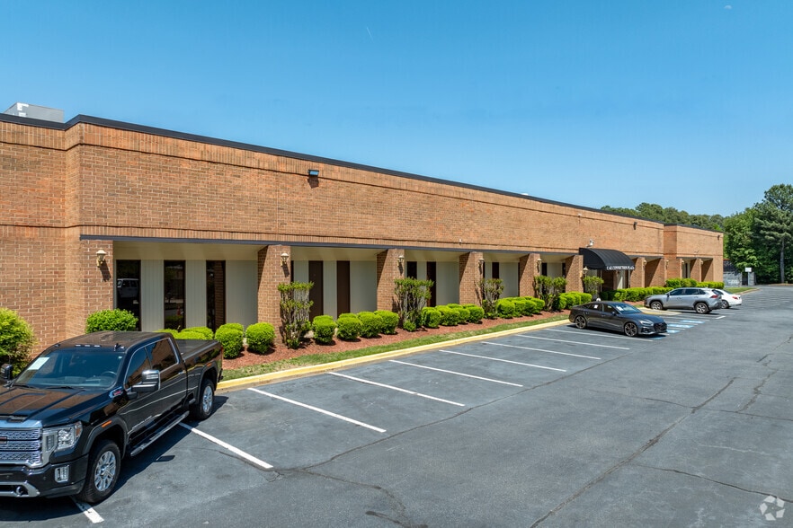 Primary Photo Of 2558 Mountain Industrial Blvd, Tucker Distribution For Sale