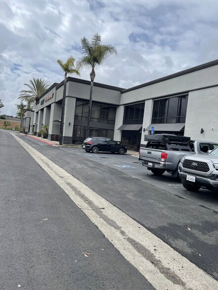 More Photos Of 330 Rancheros Dr, San Marcos Unknown For Lease