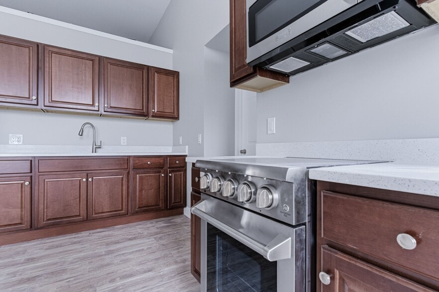 More Photos Of 387 Broad St, Central Falls Apartments For Sale