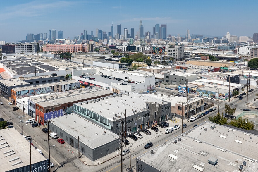 More Photos Of 915 Mateo St, Los Angeles Office For Lease