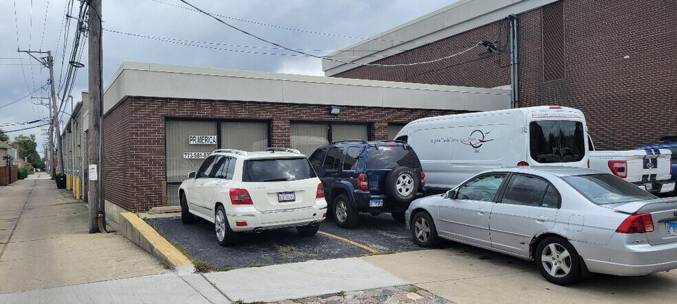 More Photos Of 5680 S Archer Ave, Chicago Loft Creative Space For Lease