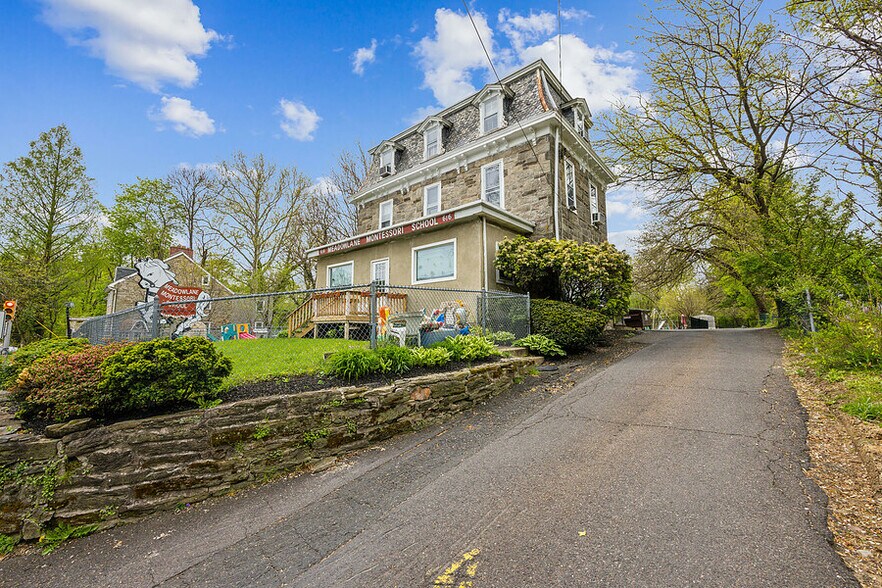More Photos Of 616 Meetinghouse Rd, Jenkintown Schools For Sale