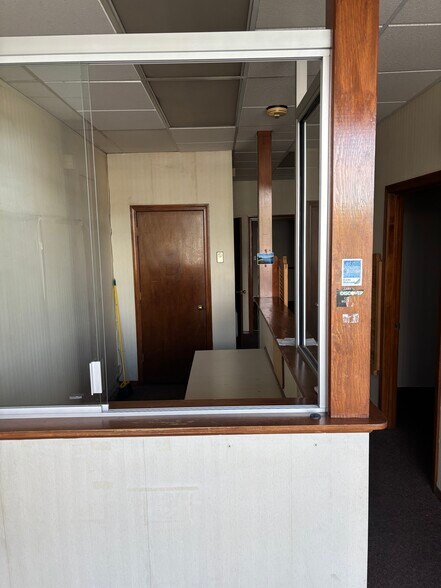 More Photos Of 322-340 Walnut Street Ext, Agawam Storefront For Lease