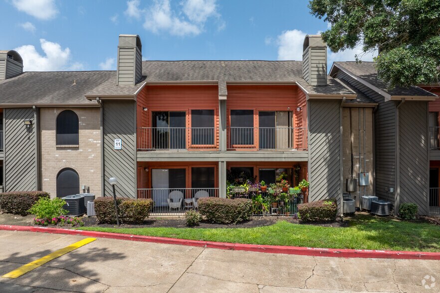 More Photos Of 13150 Bissonnet St, Houston Apartments For Sale