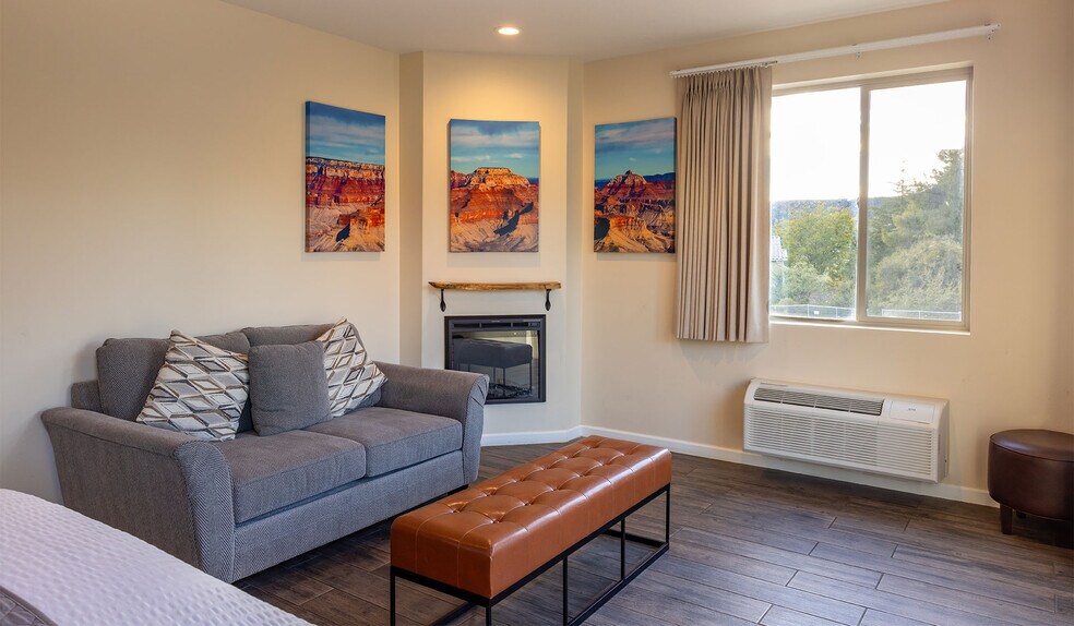 More Photos Of 105 Bell Rock Plz, Sedona Hotel For Sale