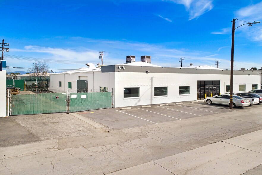 Primary Photo Of 1812-1818 N Orangethorpe Park, Anaheim Warehouse For Lease