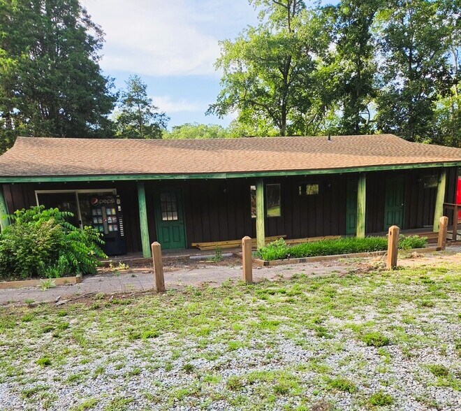 More Photos Of 476 S Burlington Rd, Bridgeton Sports And Entertainment For Sale