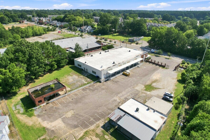 More Photos Of 1512 Garner Rd, Raleigh Warehouse For Lease