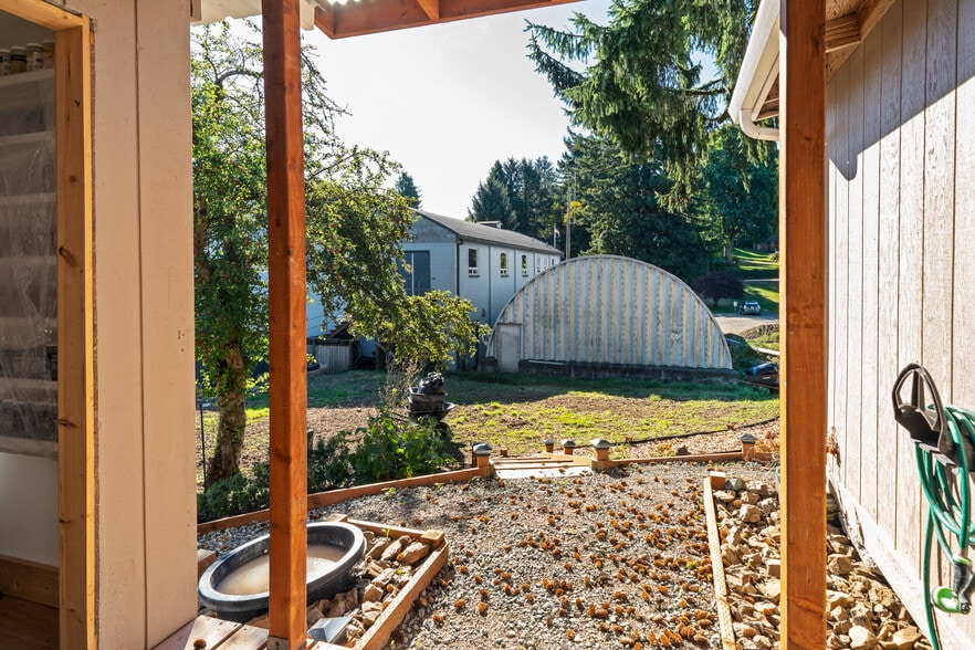More Photos Of 12955 Highway 101 N, Nehalem General Retail For Sale