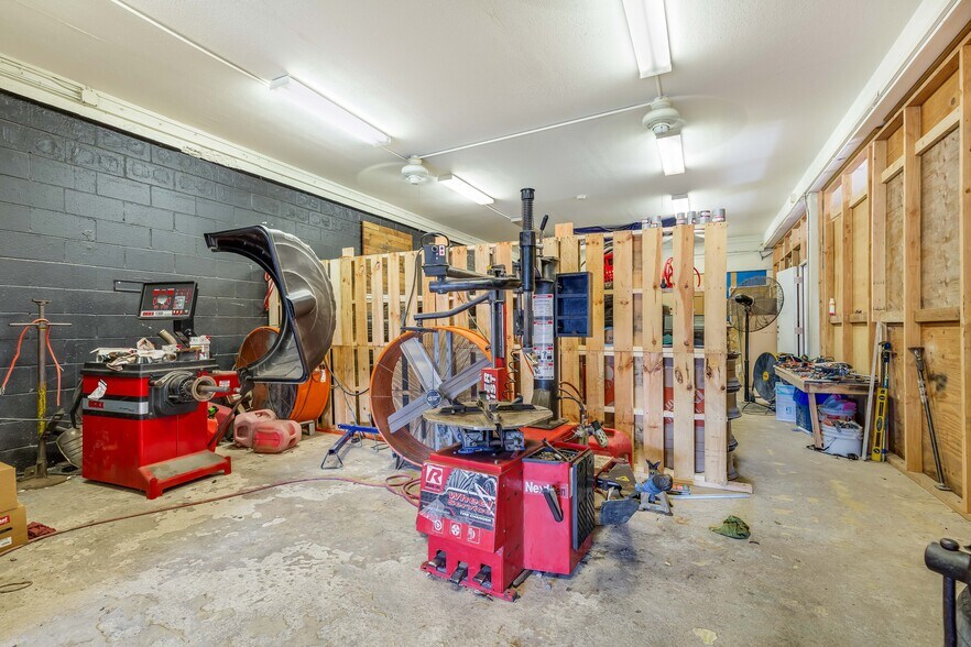 More Photos Of 650 Kilani Ave, Wahiawa Religious Facility For Sale