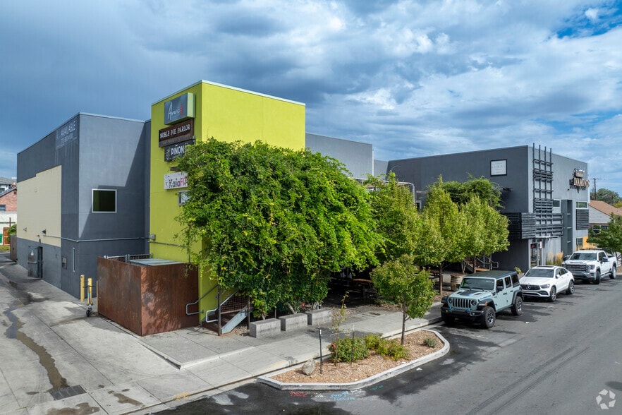 More Photos Of 777 S Center St, Reno Storefront Retail Office For Lease