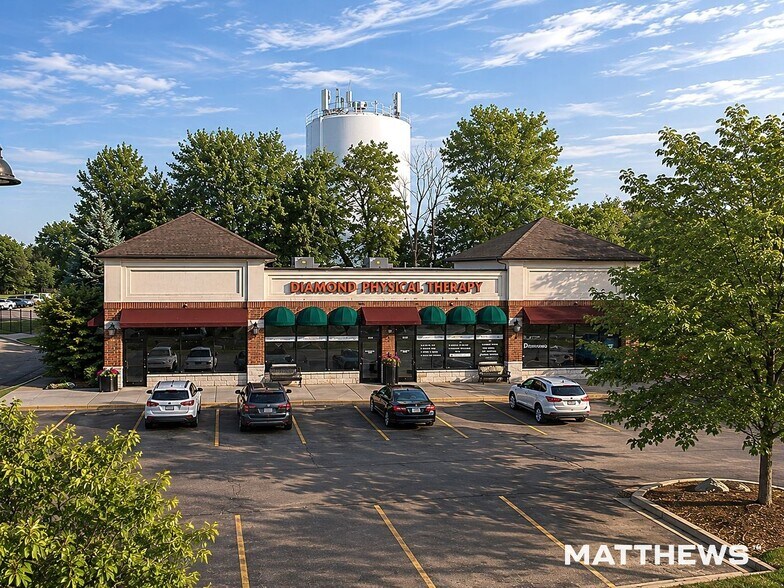 Primary Photo Of 1100-1140 Algonquin Rd, Algonquin General Retail For Sale