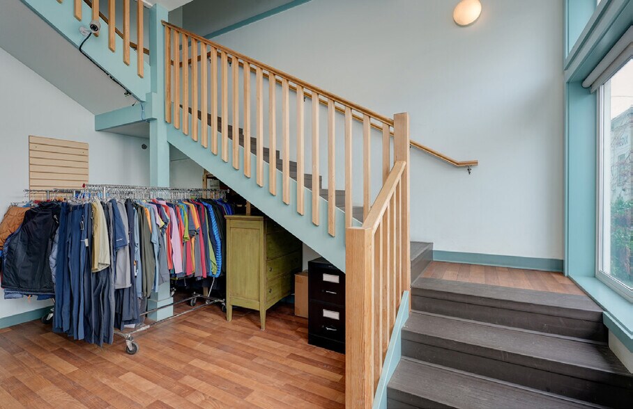 More Photos Of 2075 W Henry Ave, Sidney Service For Sale